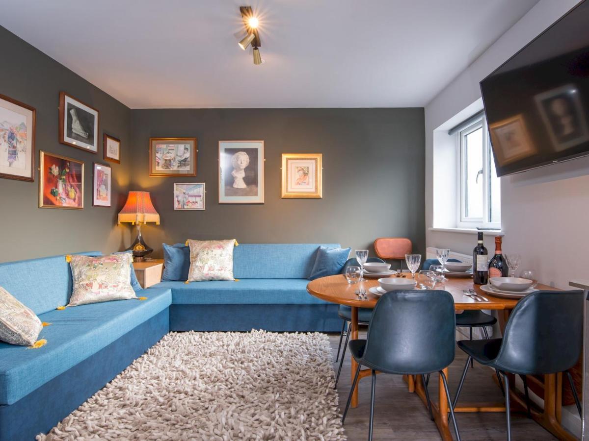 Pass The Keys New Stylish & Elegant 2 Bed Apartment In The City! คาร์ดิฟฟ์ ภายนอก รูปภาพ